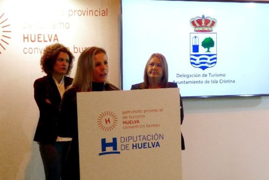 La alcadesa isleña y Delegada de Turismo presentaron las propuestas de Isla Cristina en Fitur