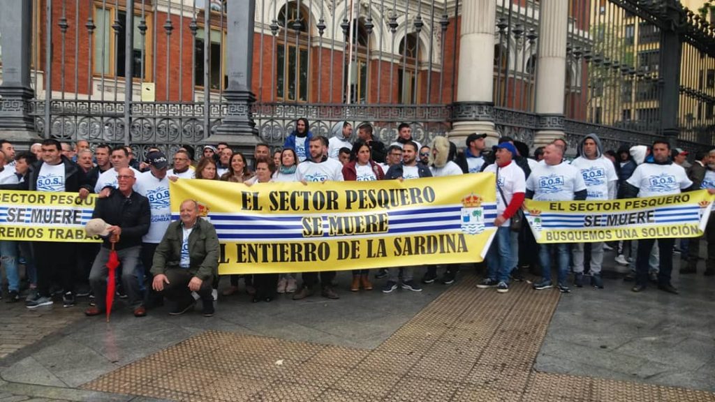 El sector pesquero de Isla Cristina pide en Madrid recoger 1.000 kilos por barco y día “para salir …
