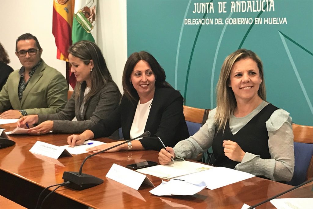 El Ayuntamiento de Isla Cristina renueva el convenio para Tratamiento de Familias con Menores en Situación de Riesgo o Desprotección