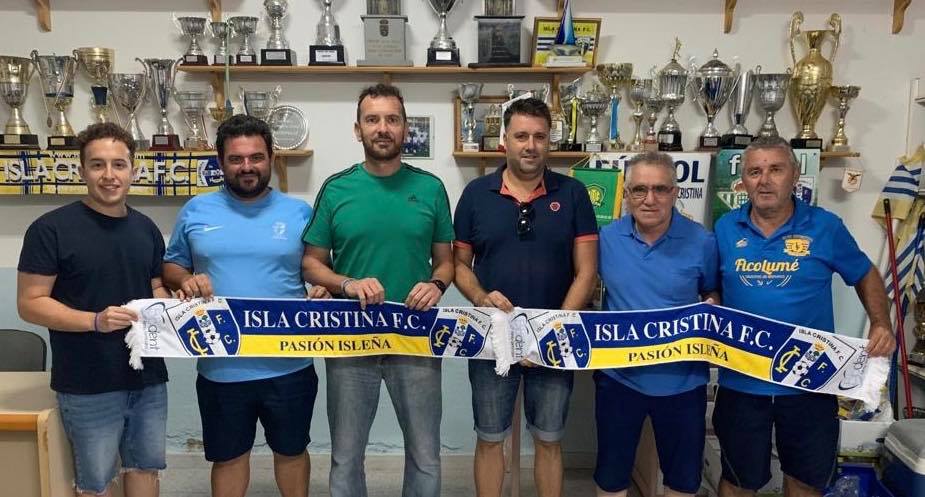 El Isla Cristina FC Presenta al cuerpo técnico para la próxima temporada