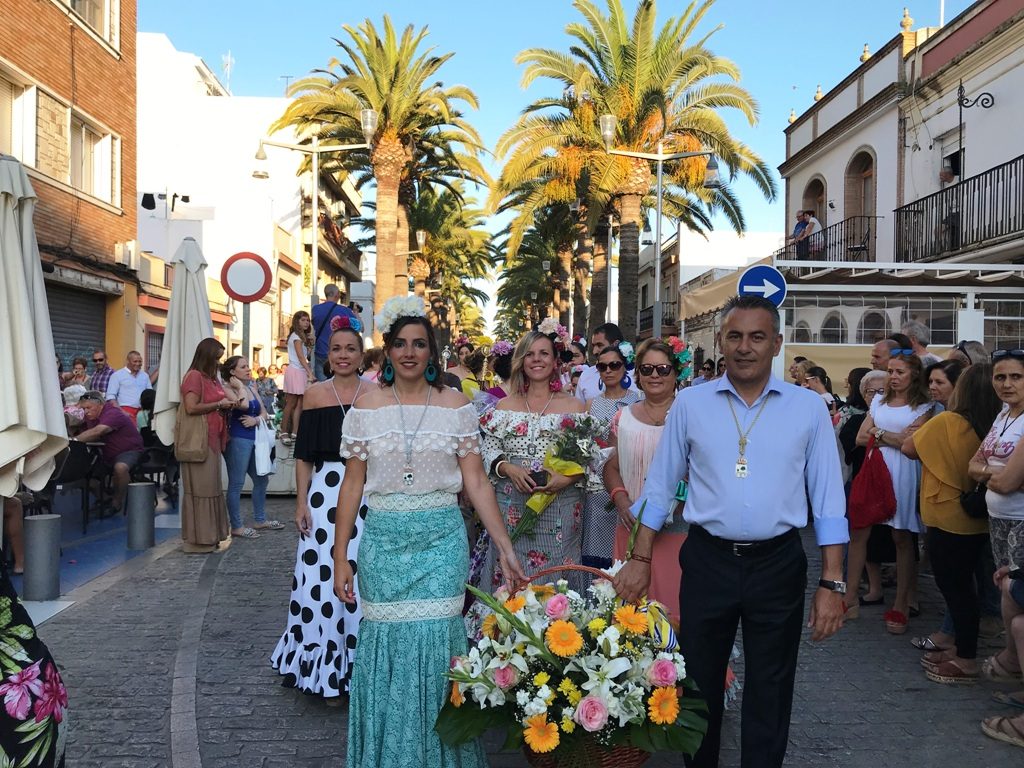 Isla Cristina se volcó con la Ofrenda Floral a la Virgen del Carmen