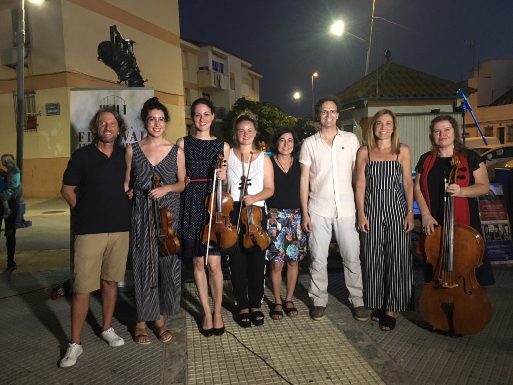 La Música Clásica visita la barriada del Rocío de Isla Cristina