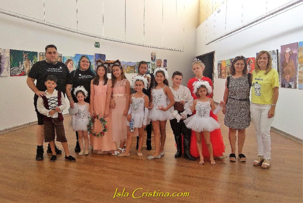 El Taller de Teatro de Isla Cristina cierra el curso con una representación infantil de 'La Princesa Cisne'