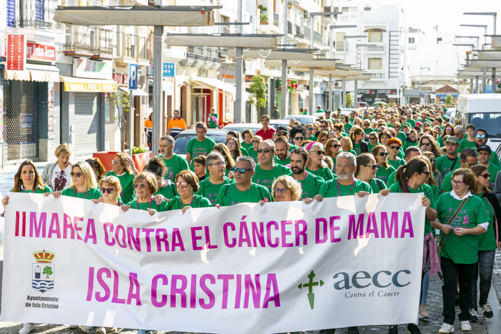 Isla Cristina se vuelca un año más contra el Cáncer de Mama con la II Marea Rosa