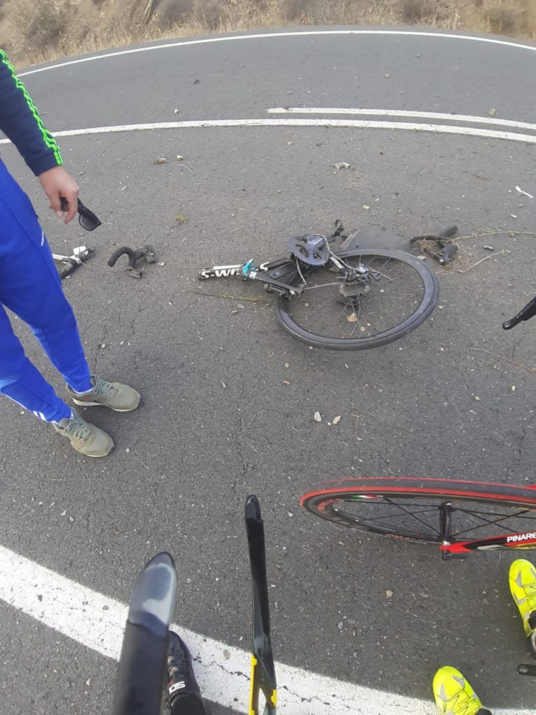 Fallece un ciclista entre Ayamonte, Isla y Villablanca al ser arrollado por un turismo