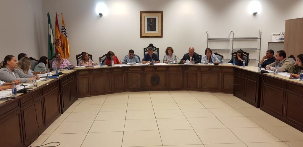 El Pleno isleño pide a la Junta que se ejecuten las obras del Puente y los accesos a Isla Cristina