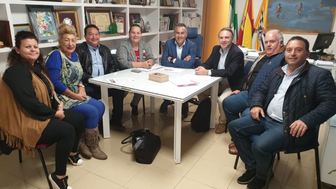 La Asociación de Comercio Ambulante se reúne con el Ayuntamiento para mejorar el mercadillo de Isla Cristina