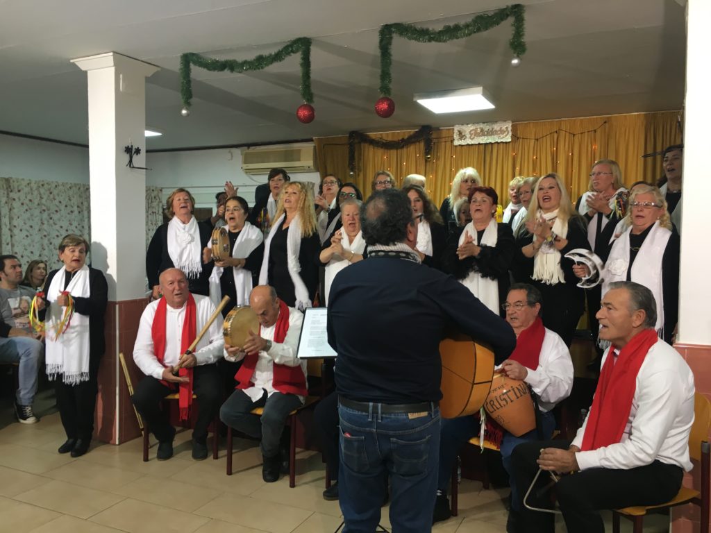 Celebrada la tradicional convivencia navideña en el Centro de Participación Activa de Mayores de Isla Cristina