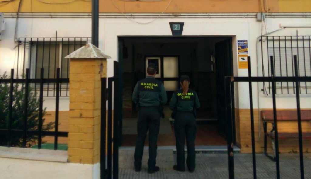 Detenidos por robar en Isla Cristina