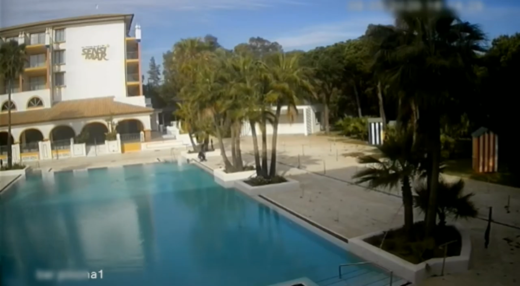 Se saltan el confinamiento para colarse en un hotel de Isla Cristina