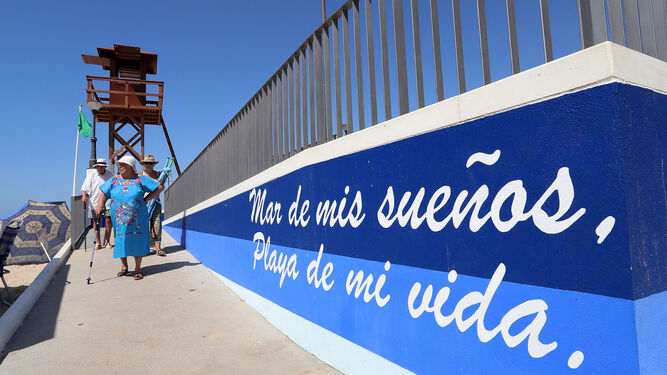 Las playas urbanas de Isla Cristina registran aforo completo durante el fin de semana