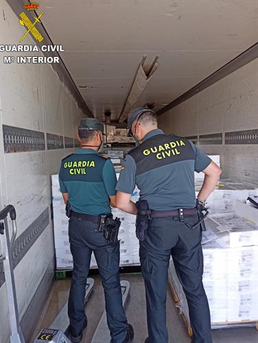 Intervienen casi 350 kilos de sardinas con etiqueta falsa dispuestas para la venta en Isla Cristina