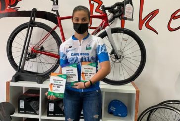 Marta Núñez brilla con luz propia en la entrega de los Premios del Ciclismo Onubense