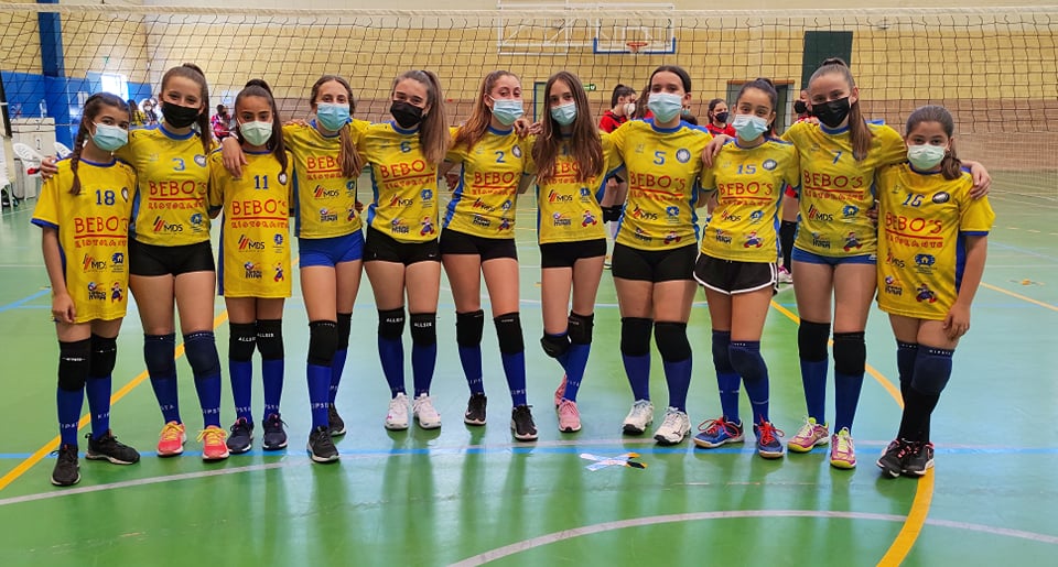 Victoria de las infantiles y cadetes del Voleibol Isla Cristina en Cartaya