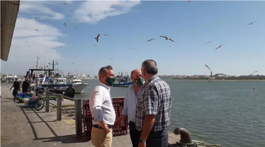 Fernández Ríos exige en Isla Cristina “reciprocidad absoluta” para las flotas de pesca de España y Portugal