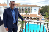 Un hotel de Isla Cristina vuelve a ofertar pagar a un cliente por alojarse
