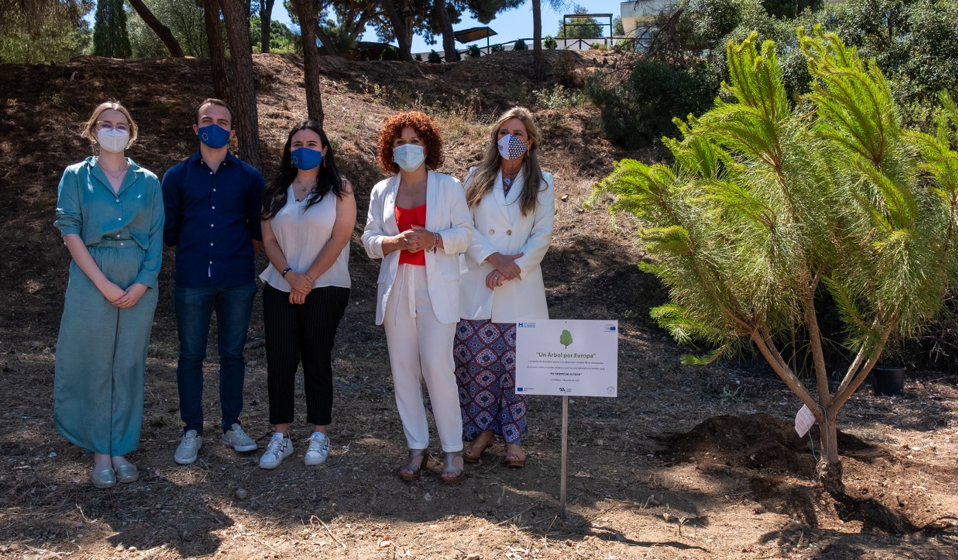 Diputación participa en la campaña #UnÁrbolPorEuropa con la plantación de un árbol en nombre de la provincia de Huelva