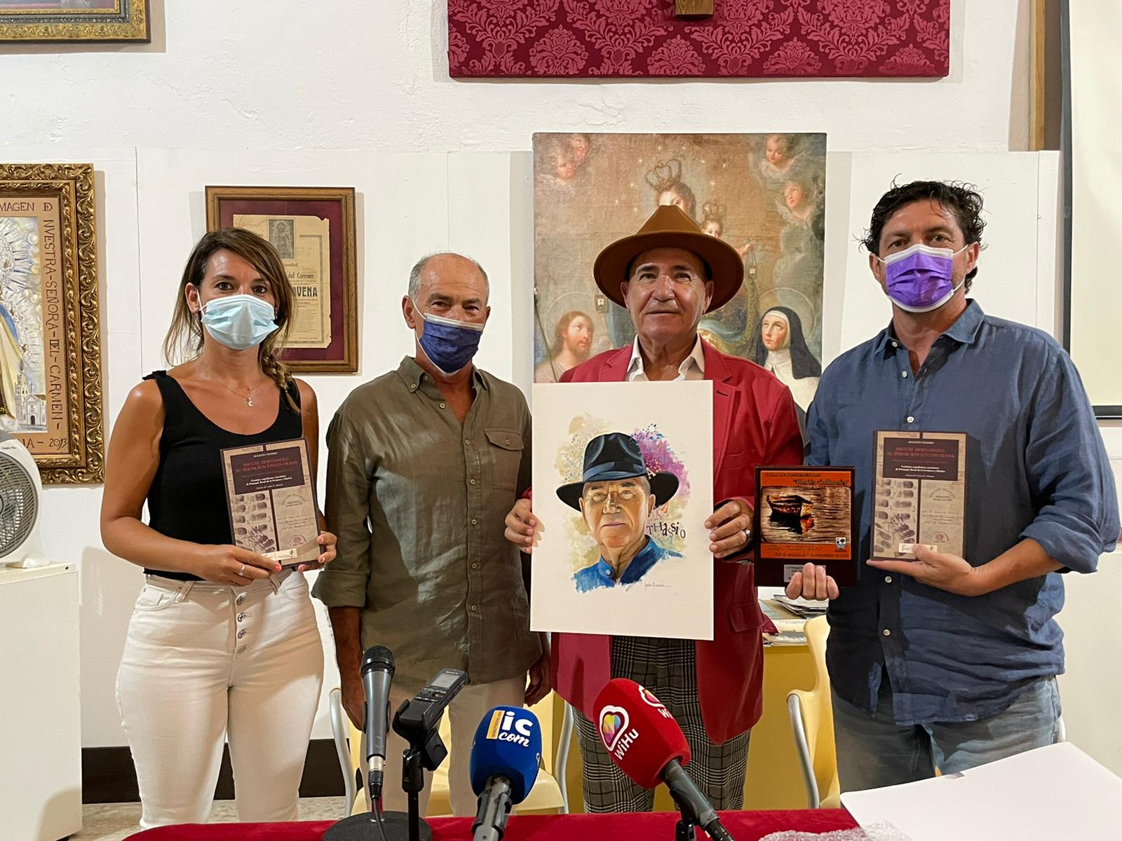El polifacético artista isleño Augusto Thassio presenta su libro sobre Miguel Hernández en Isla Cristina