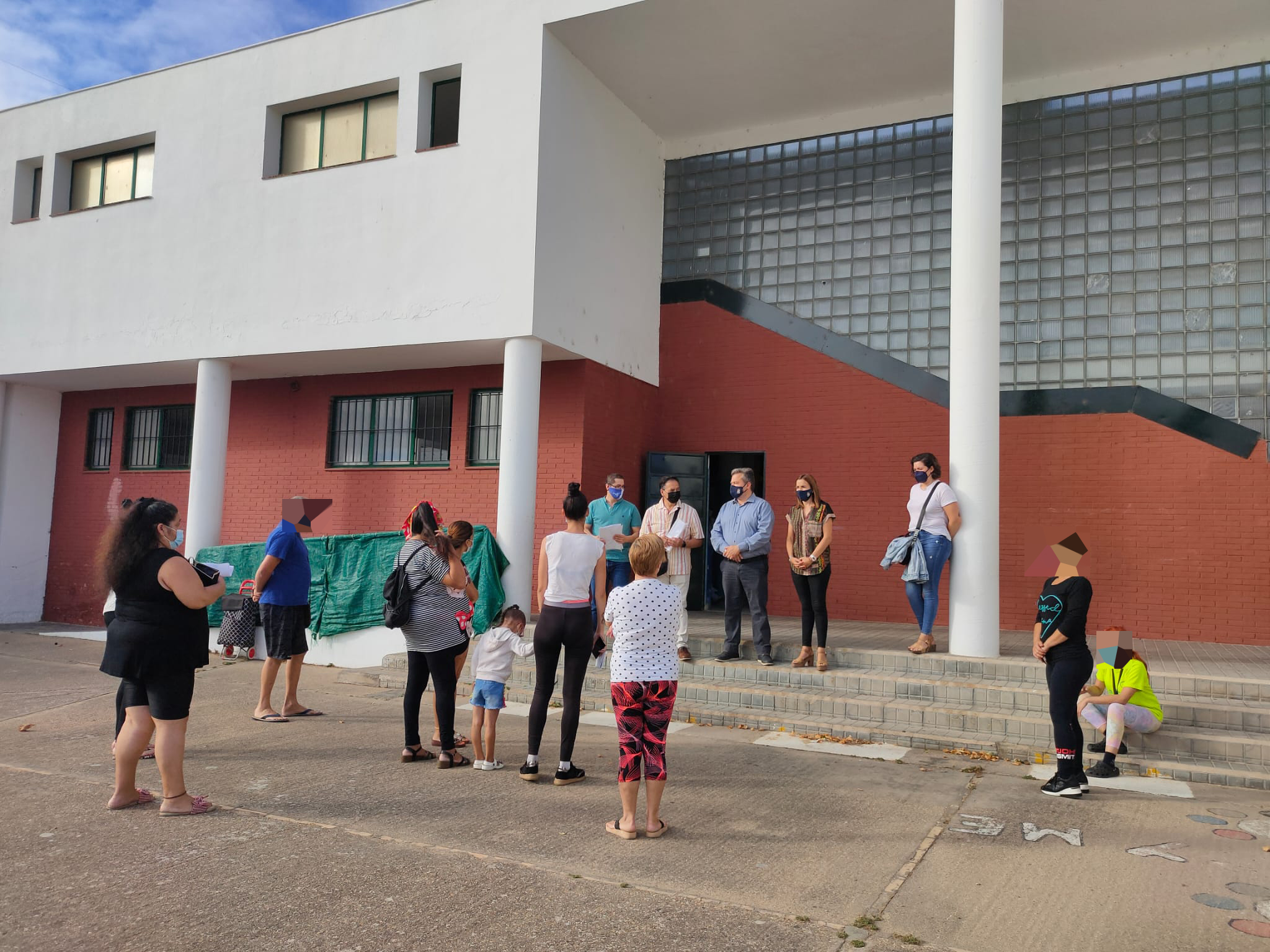 Isla Cristina activa el Campamento de Garantía Alimentaria que gestionará la Asociación Manos Solidarias