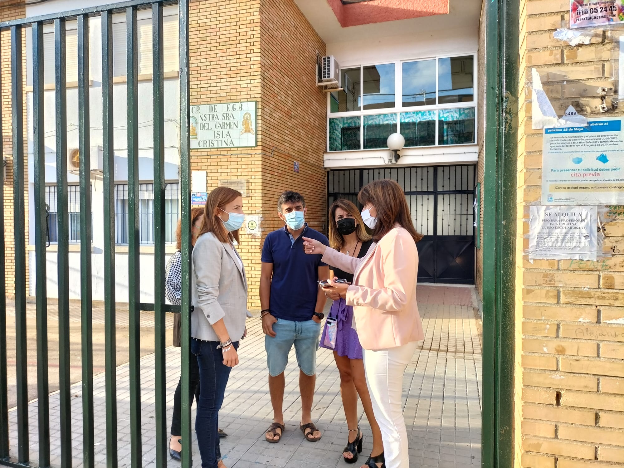 El Ayuntamiento de Isla Cristina valora los centros escolares tras le paso de la Dana por la localidad