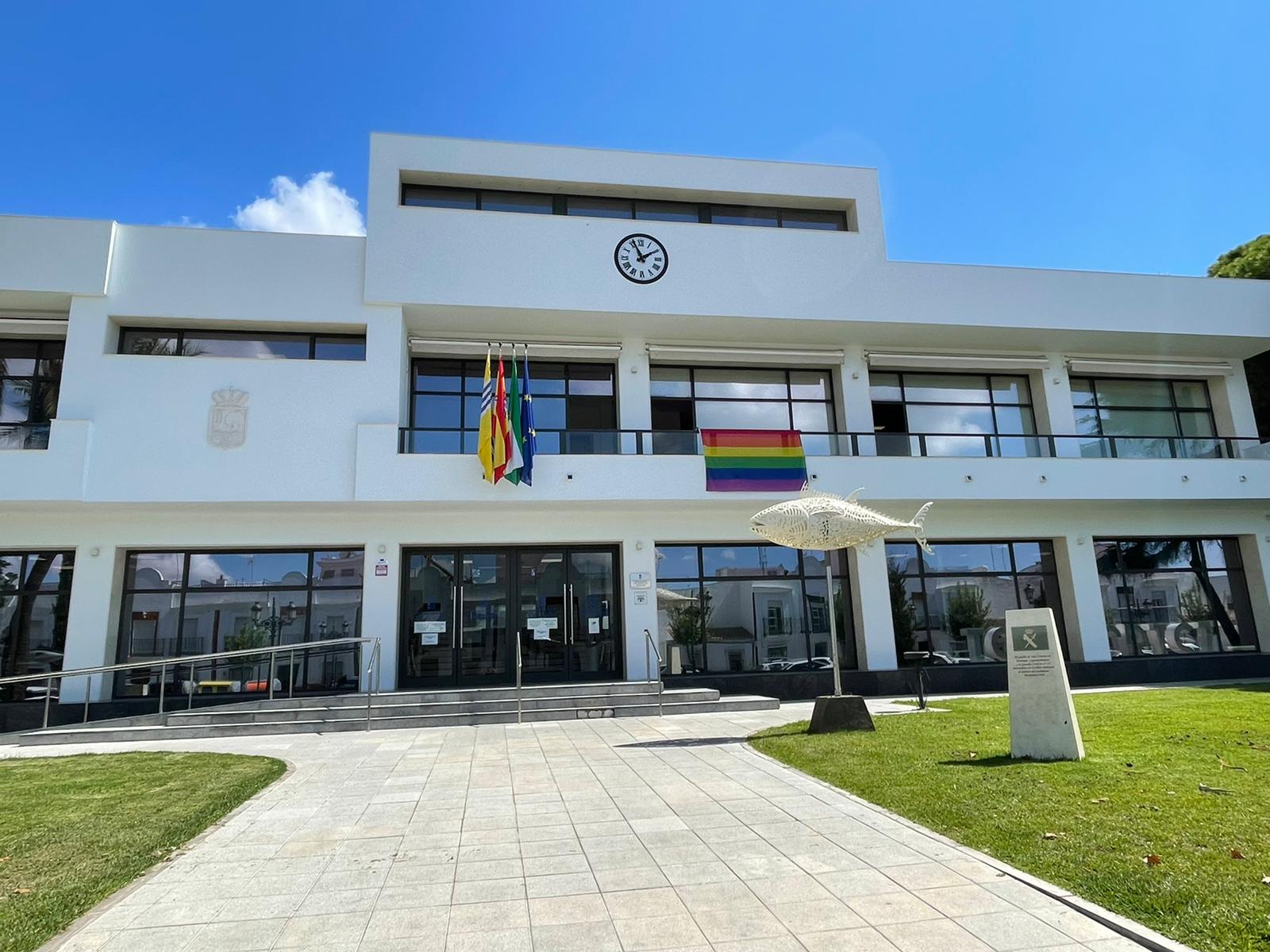 Isla Cristina se suma a las concentraciones contras las agresiones al colectivo LGTBI