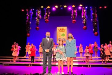 La niña Candela Puerto, Reina Infantil del Carnaval de Isla Cristina 2022