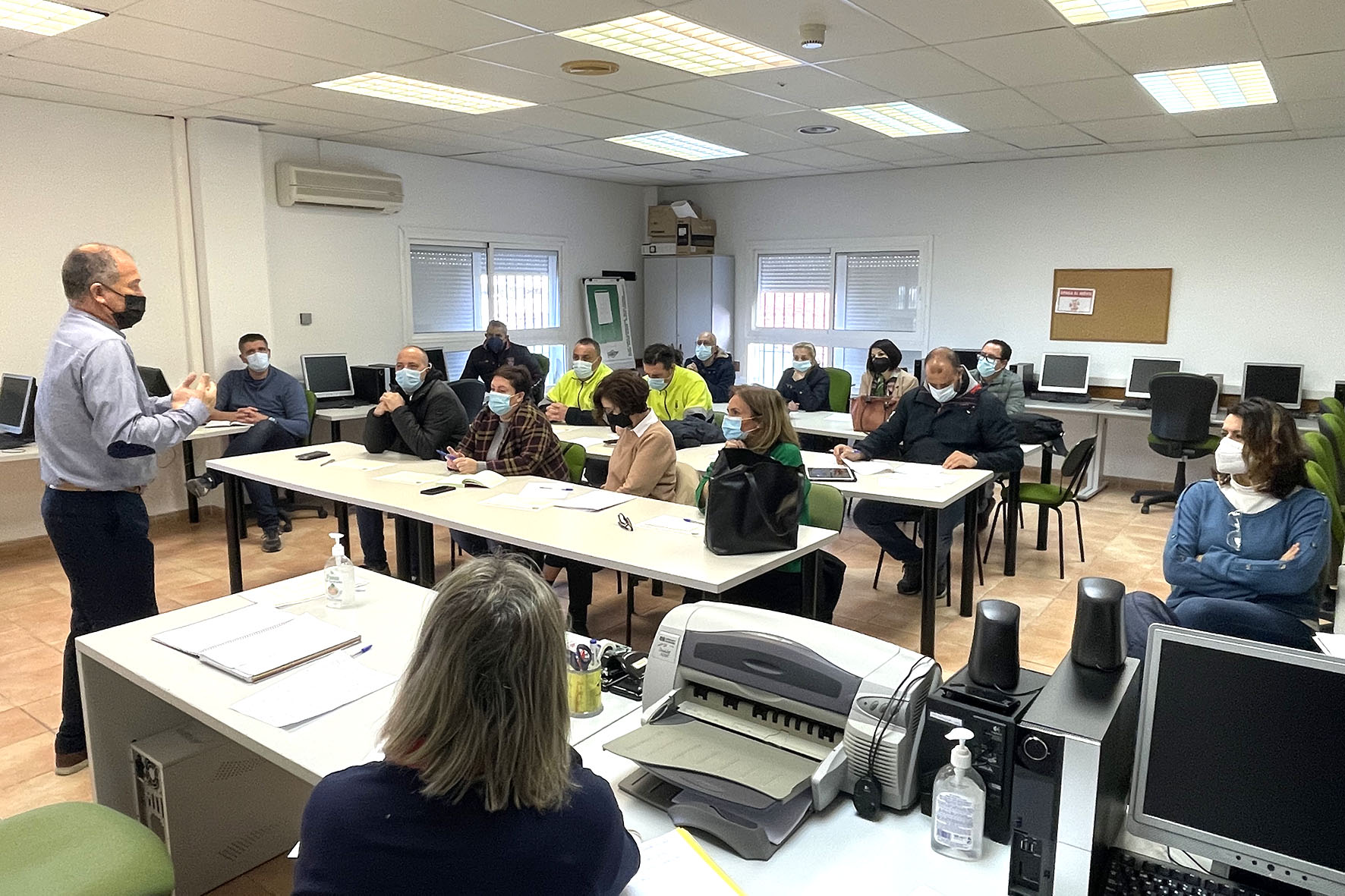 Representantes de los trabajadores de Mancomunidad y los Ayuntamientos de Lepe e Isla Cristina se reúnen en el CEFO para proponer los cursos del XXV Plan Agrupado de Formación Continua.