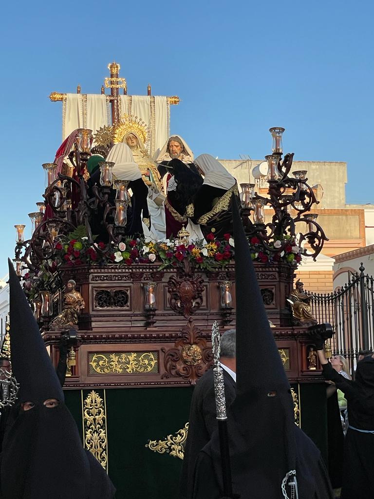 Isla Cristina disfruta de sus esperadas Procesiones del Viernes Santo