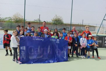Cartaya e Isla Cristina han acogido los dos encuentros de tenis puestos en marcha por la Diputación para jóvenes escolares