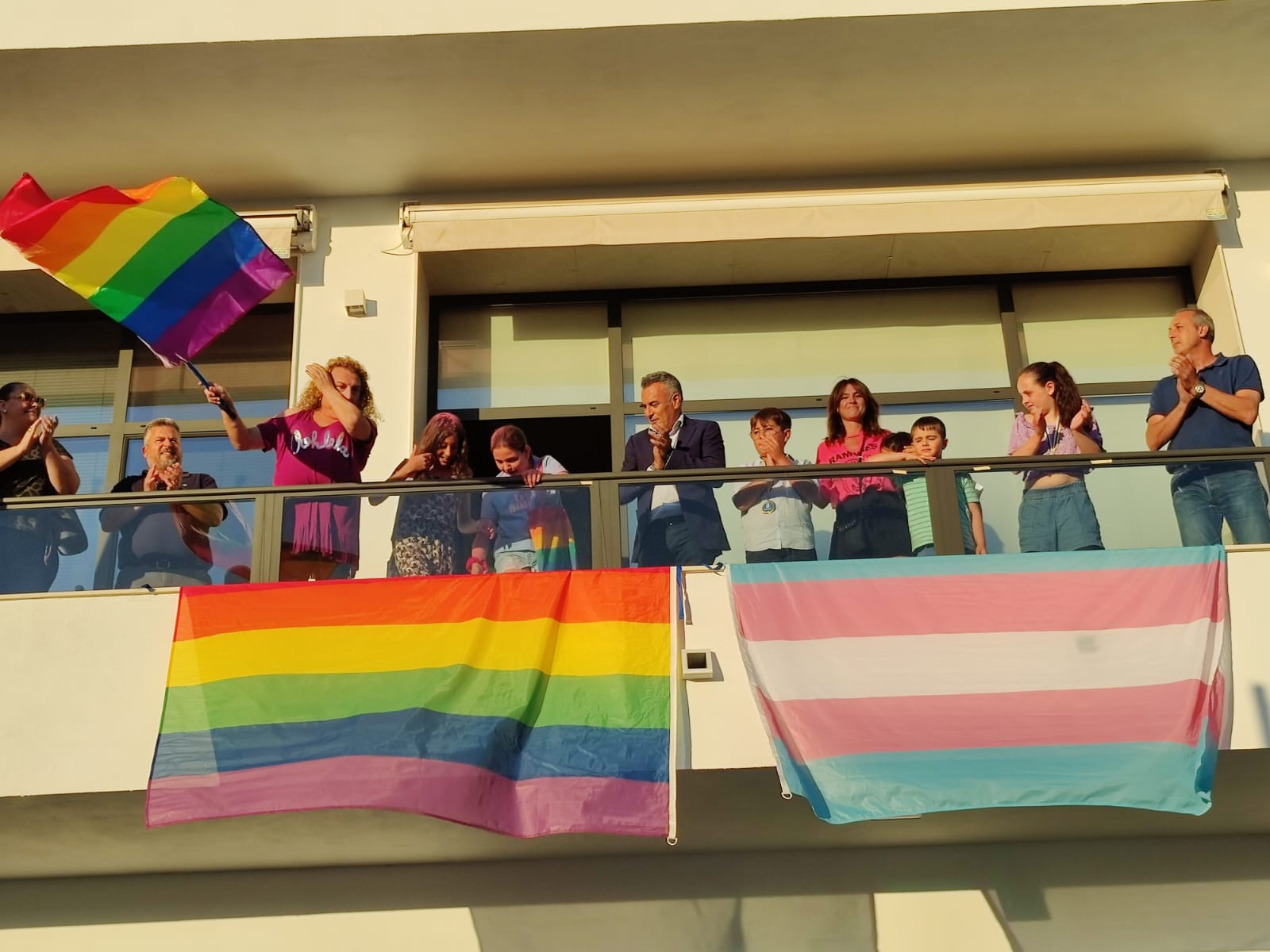 Isla Cristina se sumo al Dia de orgullo LGTBI+