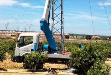Endesa reforzará la red eléctrica de Isla Cristina con más de medio millón de euros