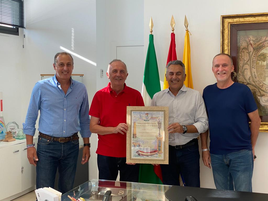 El Ayuntamiento de Isla Cristina agradece a la Federación Andaluza de Petanca su apoyo a este deporte y al municipio