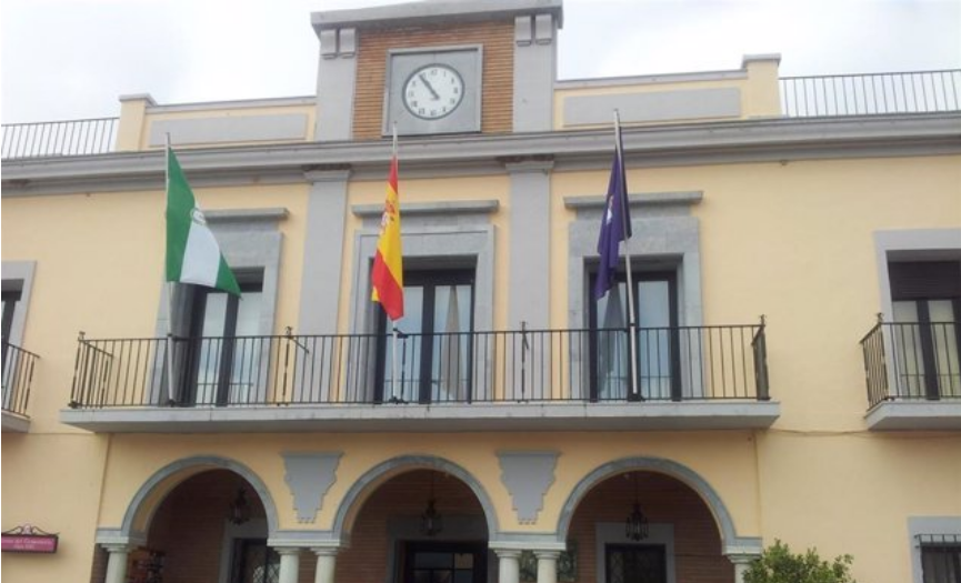 El Ayuntamiento de Gibraleón (Huelva) decreta dos días de luto tras el atropello con un muerto y seis heridos