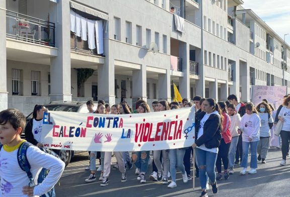 El Ayuntamiento de Isla Cristina celebra el Acto Central del 25N implicando la Comunidad Educativa