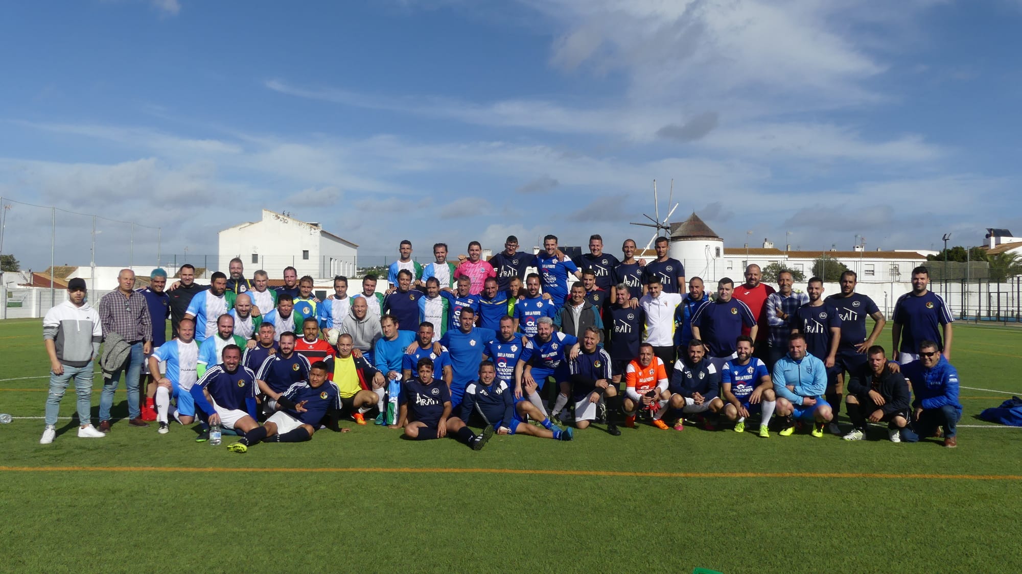 Villablanca celebró una jornada de fútbol solidario