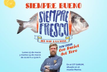 El Ayuntamiento de Isla Cristina resalta las bondades del pescado de lonja con un show cooking