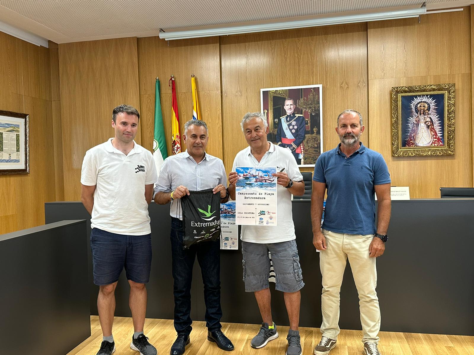 Isla Cristina acoge el Campeonato de Extremadura de Playa y Socorrismo