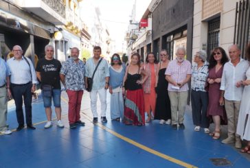 Los escaparates de Isla Cristina un Mar de Versos, Bajo la Luna de Cristal