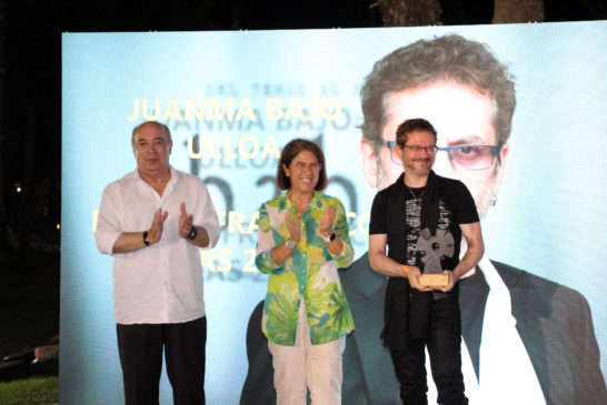Entrega del Premio 'Francisco Elías' a Juanma Bajo Ulloa