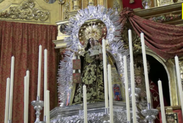 Preparación del Altar de Cultos - Hermandad del Carmen de Isla Cristina
