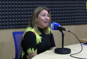 Entrevista a Bella Vicente, en Radio Isla Cristina