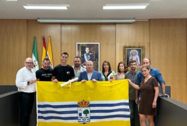 El Ayuntamiento de Isla Cristina rinde homenaje al joven luchador Daniel Rodríguez