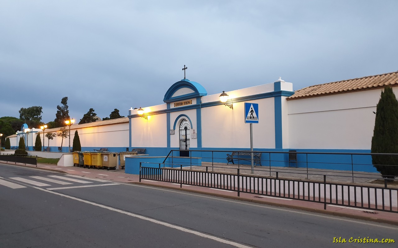 Isla Cristina celebra la Fiesta de Todos los Santos