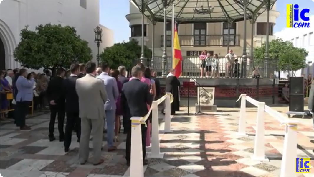 VIDEO: Izado de la Bandera de España, con motivo de la Festividad del Pilar-Isla Cristina