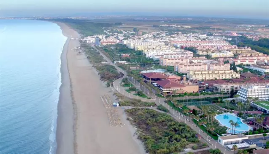 El Gobierno ejecuta trabajos para el control de regresión de la costa y recuperación del litoral de Huelva