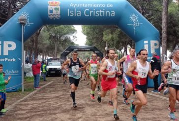 Cerca de trecientos corredores participaron en la Cross Pinares de Isla Cristina
