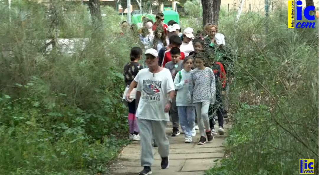 Video: Acción dirigida a escolares “Limpieza del paraje natural y repoblación del cordón dunar.”