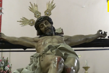 Video: Solemne Via Crucis del Cristo de la Buena Muerte y Levantás de Honor - Isla Cristina