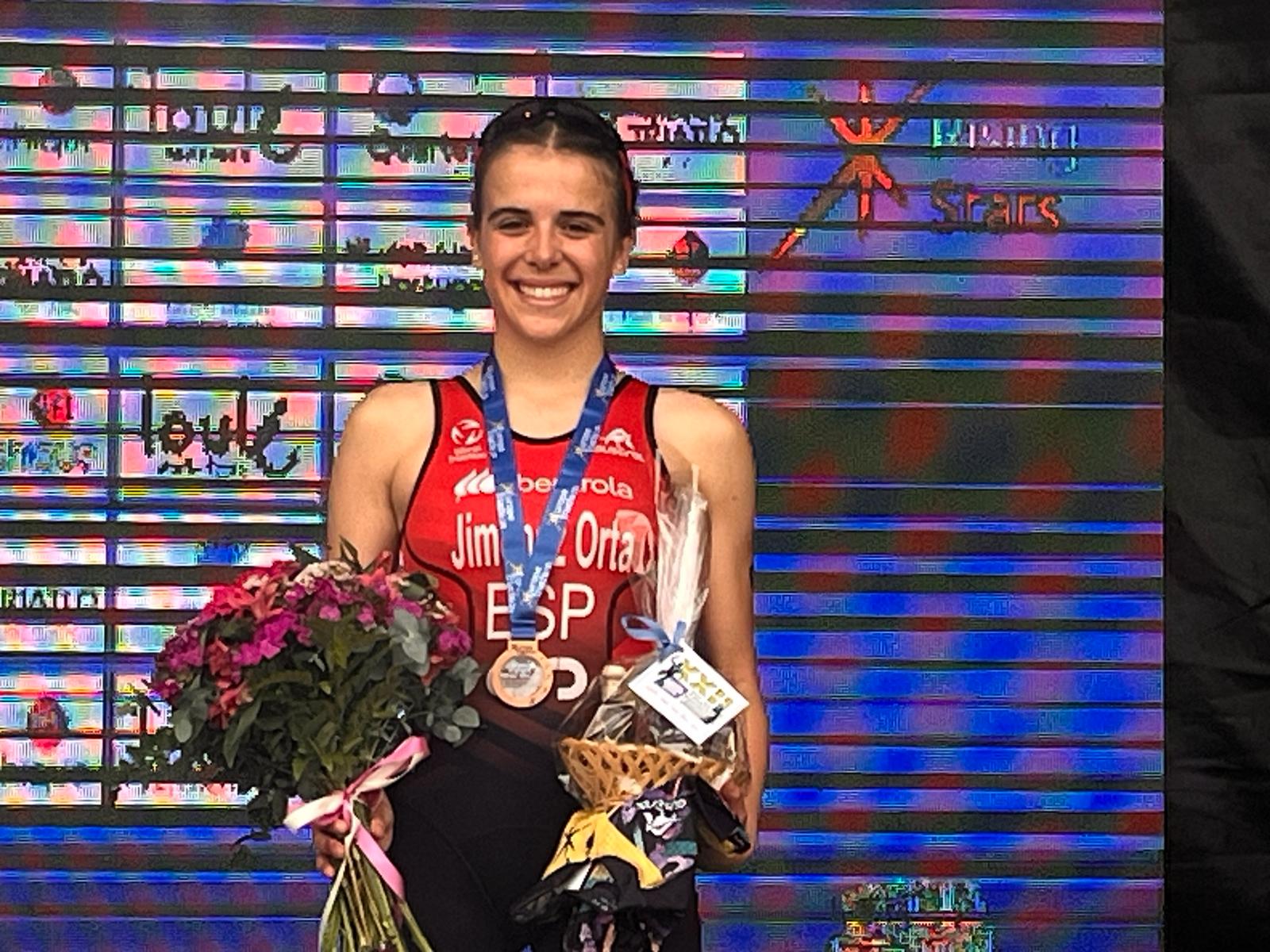 Cristina Jiménez-Orta “altísimo bronce” en Copa de Europa de Triatlón