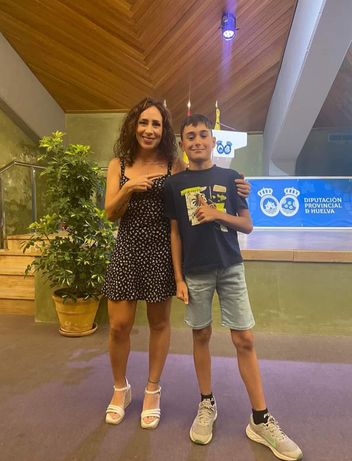 Rocío Moraga y David Quintero condecorados en la Gala de Atletismo de Huelva